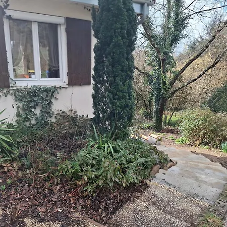 Apartment Le Six Cent Dix Huit Mauve-sur-Loire