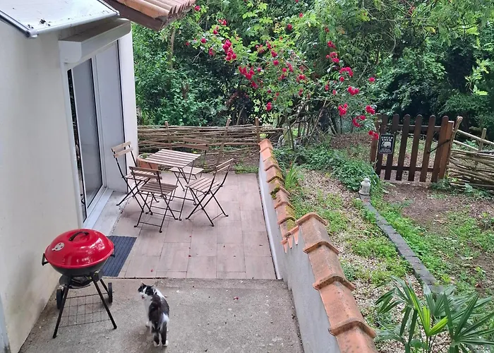 Le Six Cent Dix Huit Appartement *